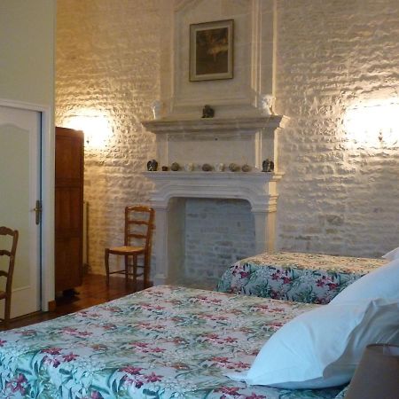 Le Logis De Faugerit Bed & Breakfast Frontenay-Rohan-Rohan Exterior foto