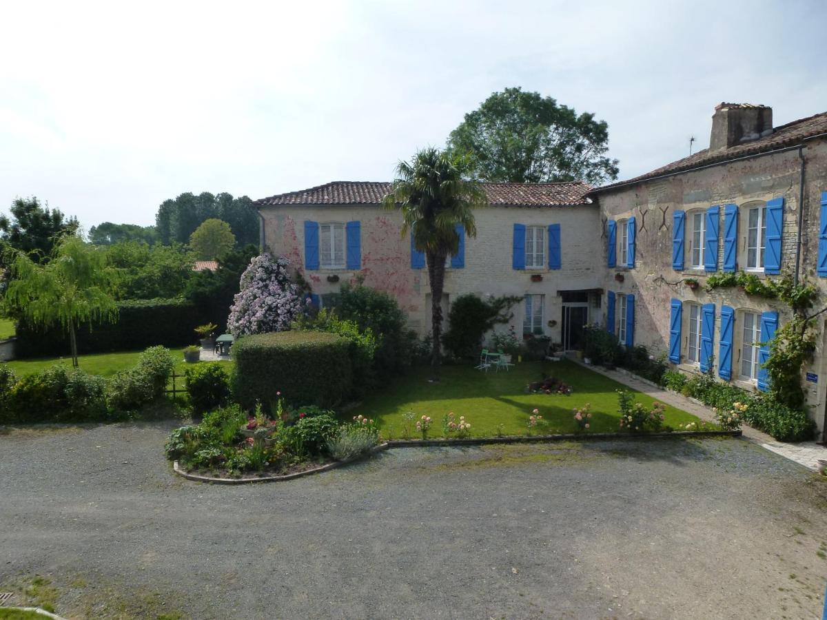 Le Logis De Faugerit Bed & Breakfast Frontenay-Rohan-Rohan Exterior foto