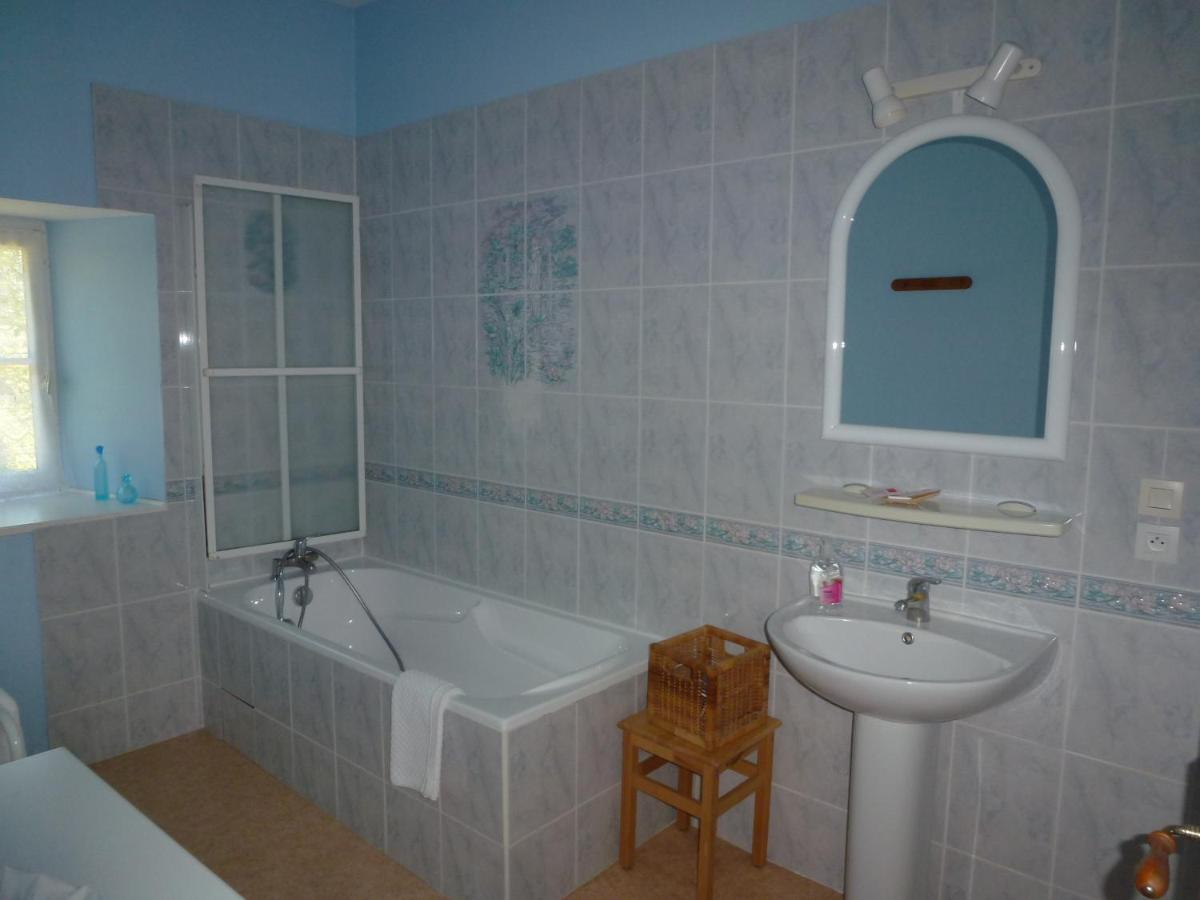 Le Logis De Faugerit Bed & Breakfast Frontenay-Rohan-Rohan Exterior foto